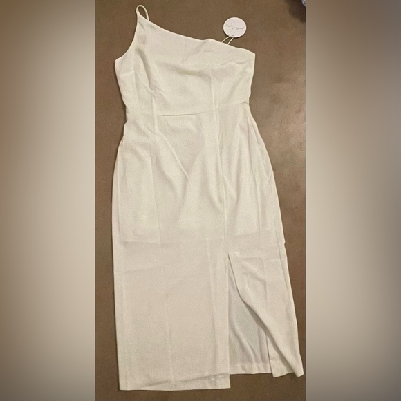 Petal and Pup White Xiomar Dress - Picture 1 of 3